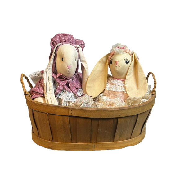 Vintage Handmade Crafter Cloth Rag Easter Bunny Rabbits Primitive Country Basket - Picture 1 of 16